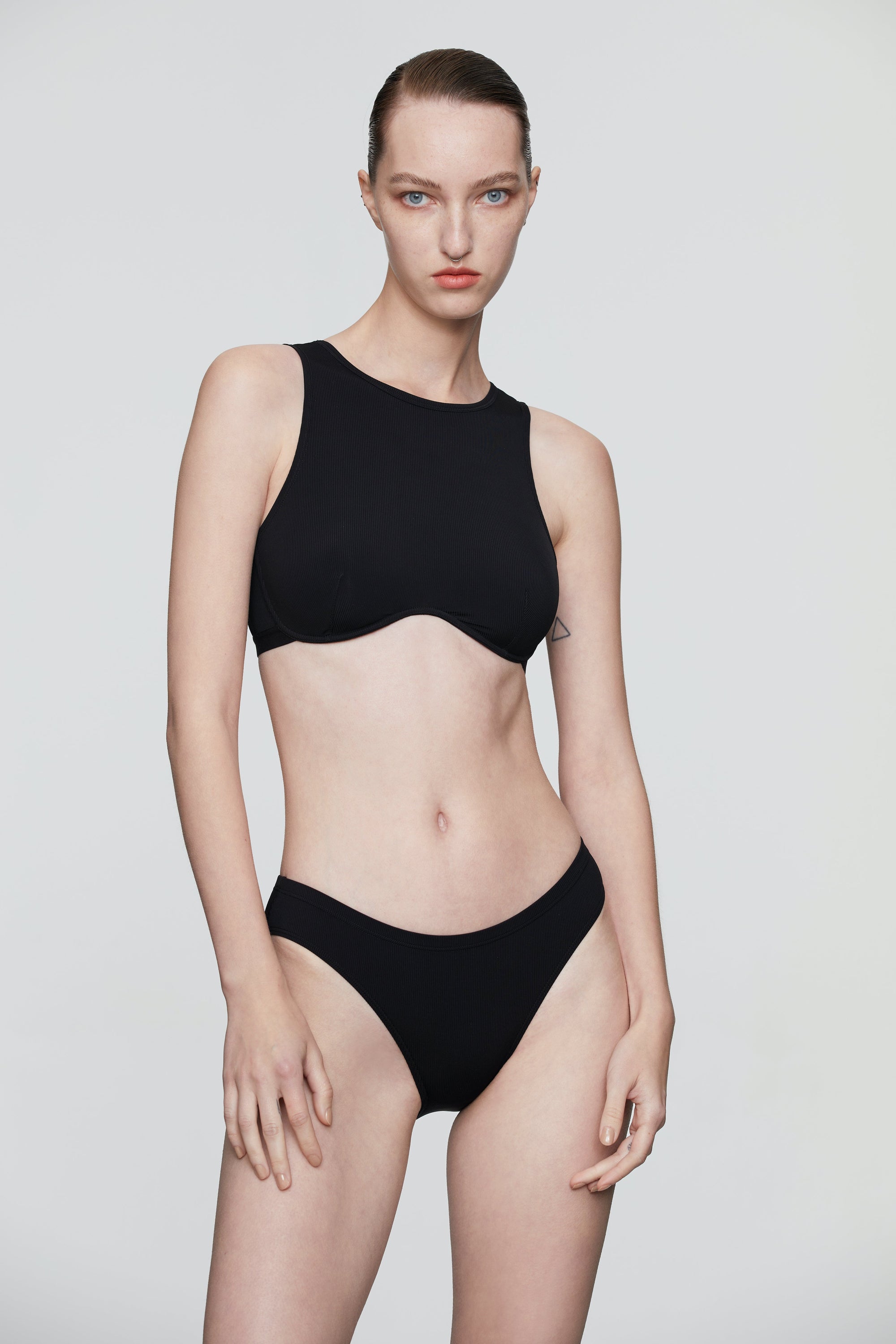 Her Senses Back Cutout Eco underwire tank top in black – Available at PERSEI