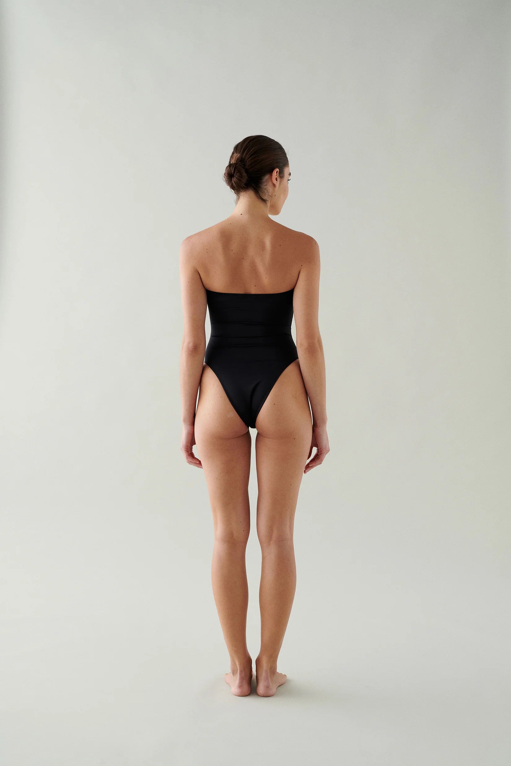 Vivien One Piece / black shine