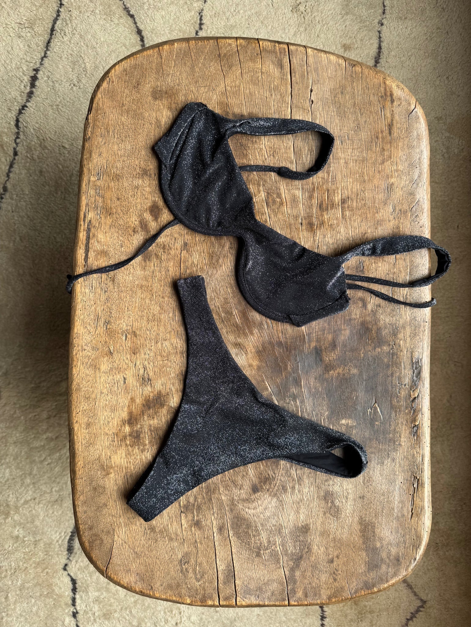 Chloe Top / midnight black