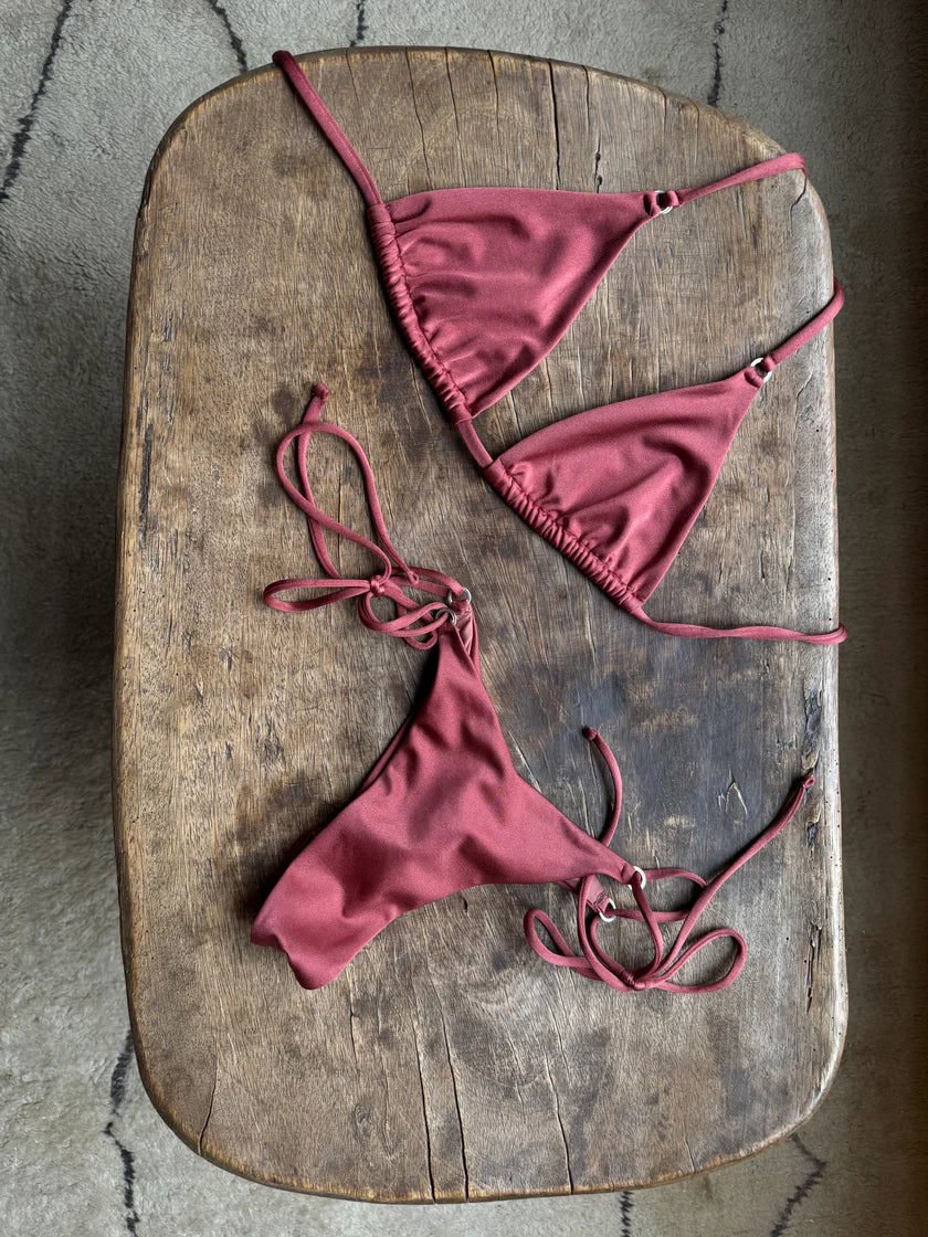 Anane Sunset bikini bottom in dusty rose – Available at PERSEI