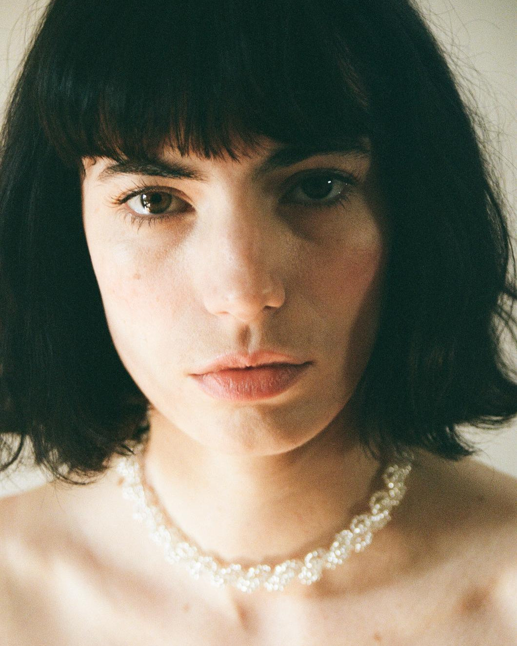 Jacob Nour necklace in cristal – Available at PERSEI