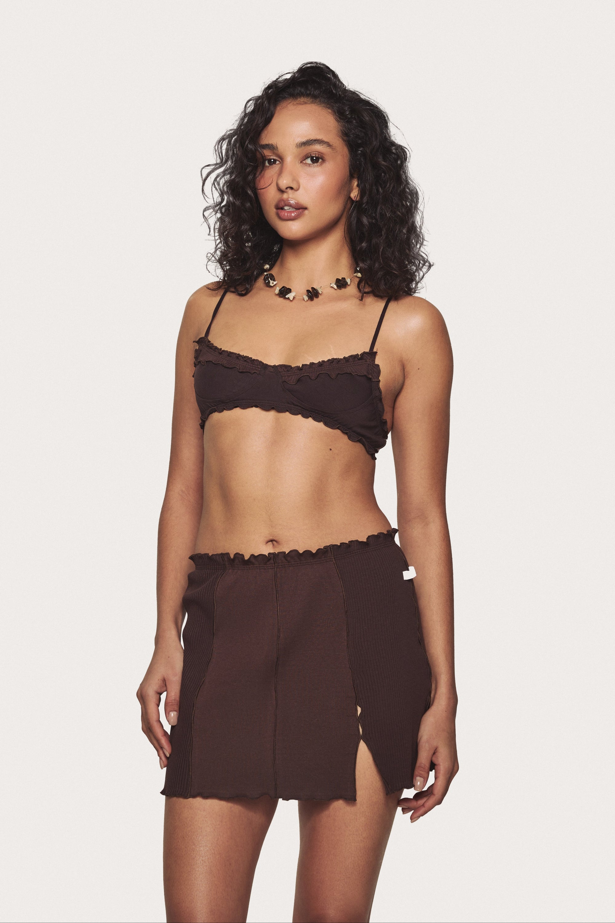 LONDI Wavy bralette in brown – Available at PERSEI