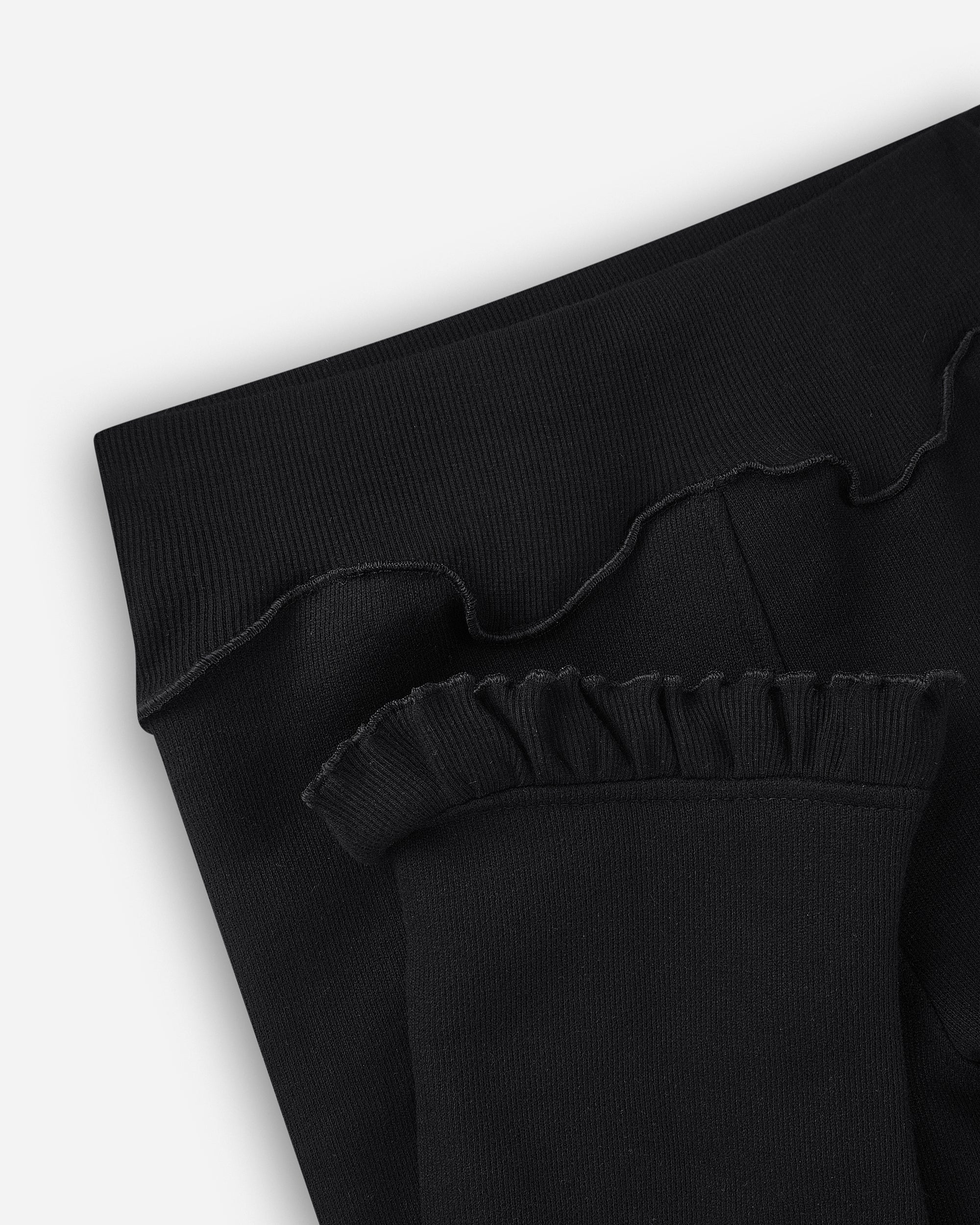 LONDI Wavy capri pants in black – Available at PERSEI